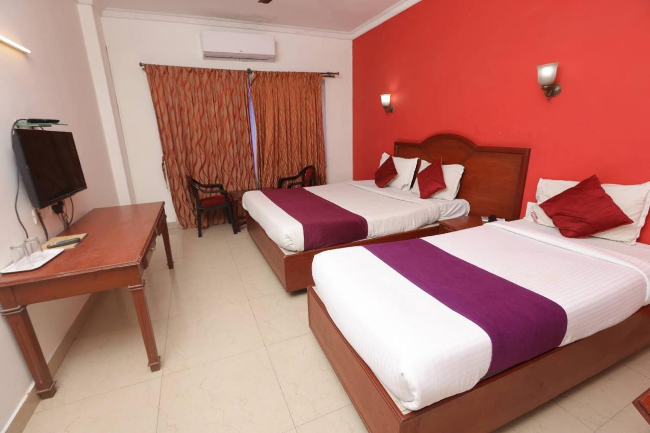 Goldmine Hotels Chennai Exterior foto
